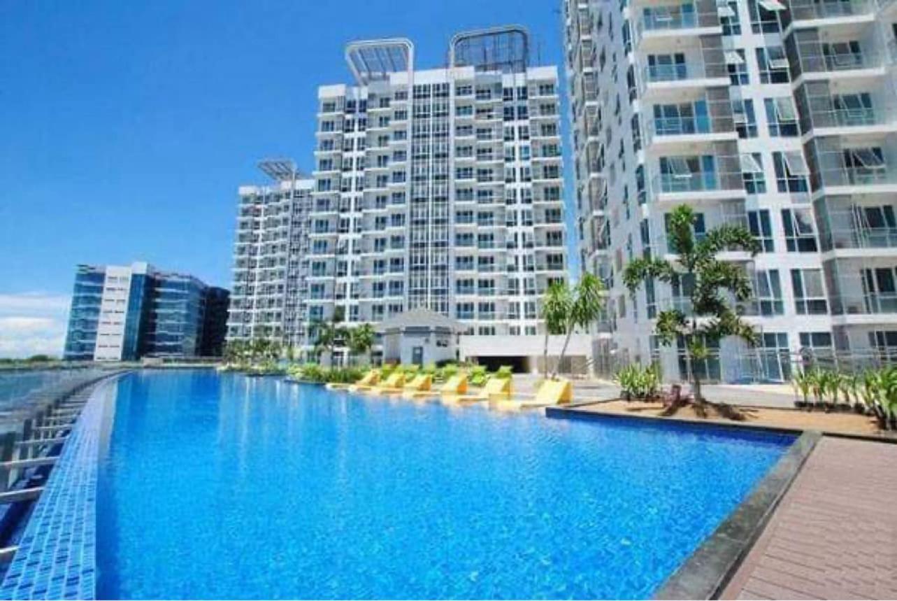 Mactan Newtown Condo With Pool Access Lapu-Lapu City Exterior photo