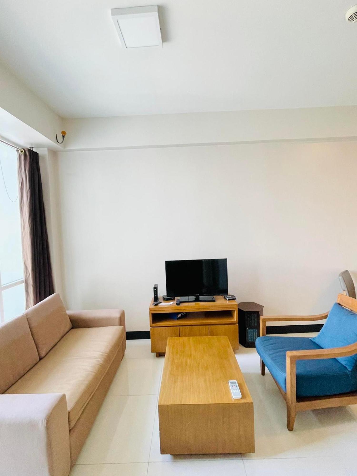 Mactan Newtown Condo With Pool Access Lapu-Lapu City Exterior photo